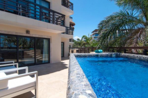 Thai-Bali Infused Beachfront Condo with Private Pool, Playa Del Carmen